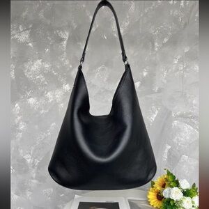 Genuine Leather Minimalist Shoulder Bag – Large Capacity Tote / Hobo Bag